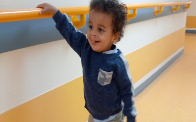 Enfant dans un hôpital en France