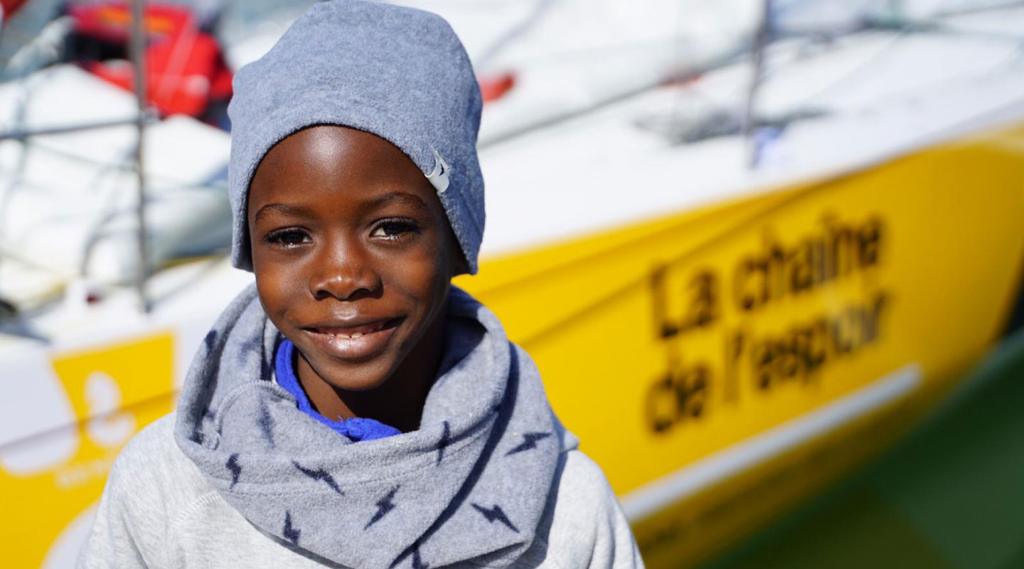 Un père avec sa fille à l'IMFE de Kaboul